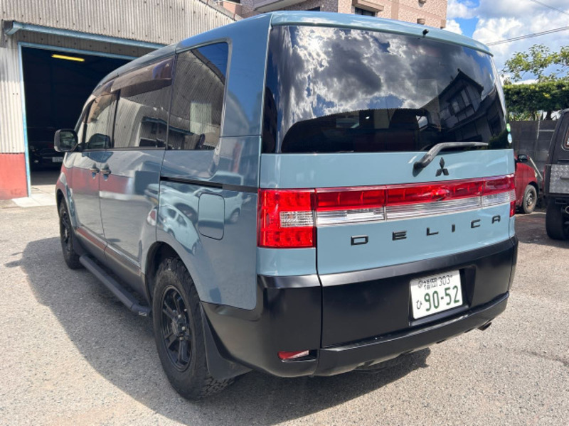 DELICA D5