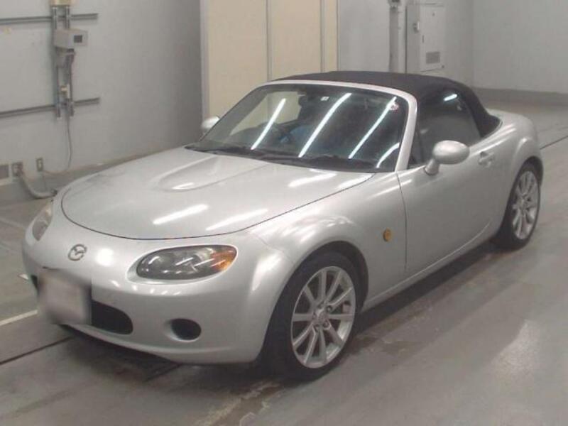 MAZDA ROADSTER