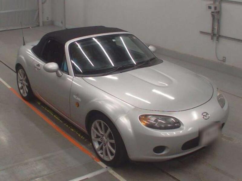 ROADSTER