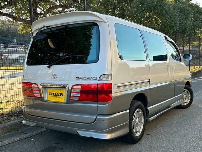 GRAND HIACE