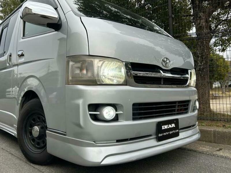 HIACE VAN