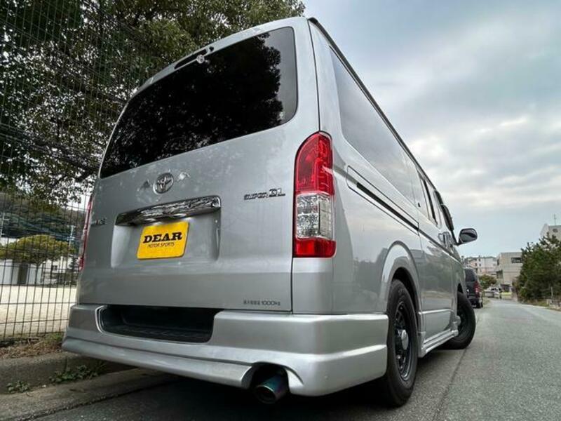 HIACE VAN