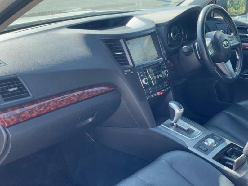 LEGACY OUTBACK