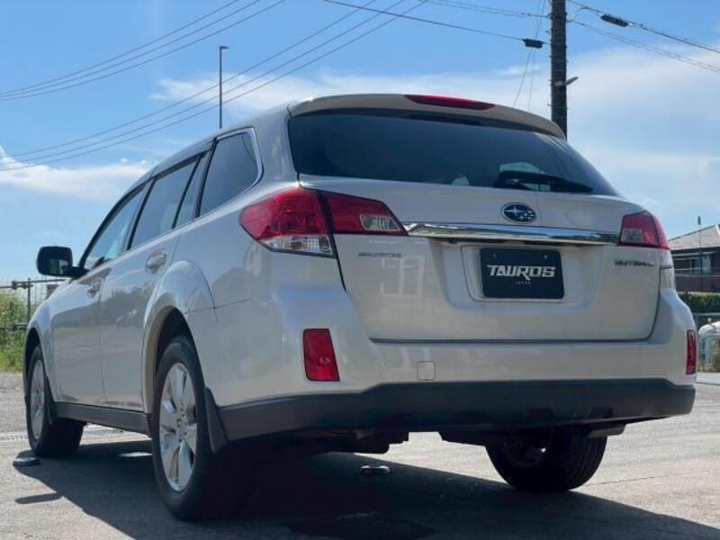 LEGACY OUTBACK