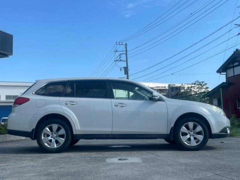 LEGACY OUTBACK