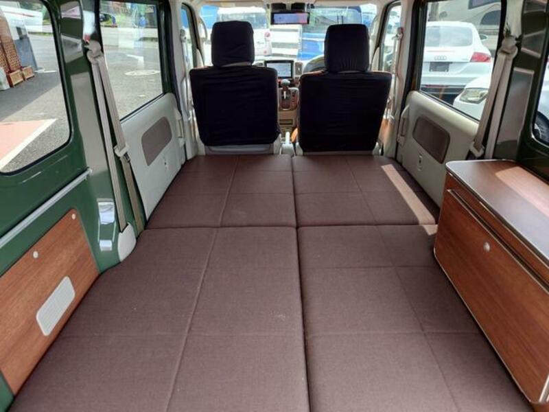 CLIPPER VAN