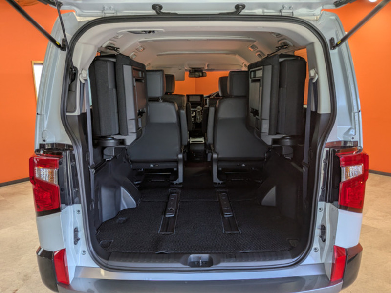 DELICA D5