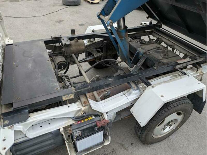 MINICAB TRUCK