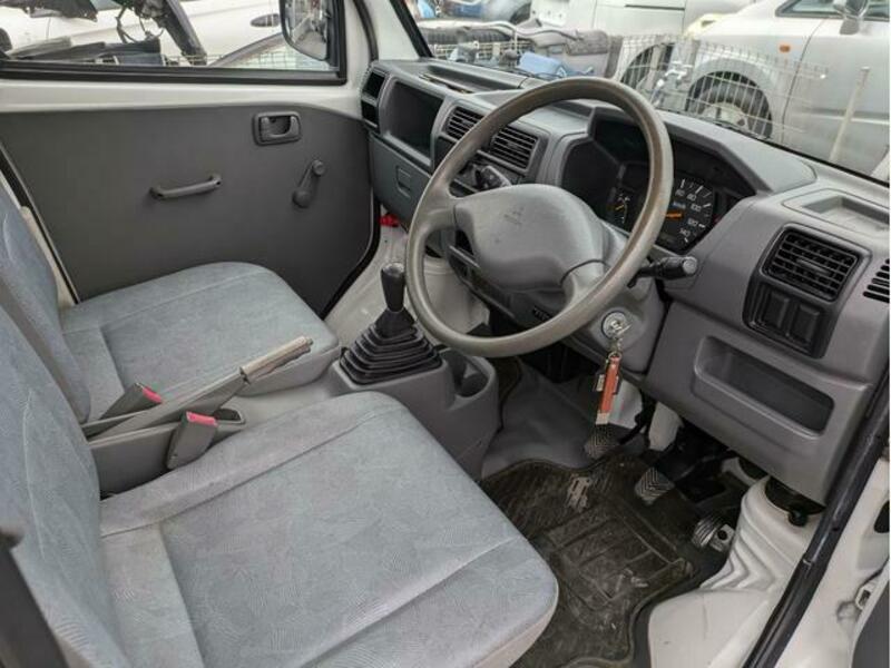 MINICAB TRUCK