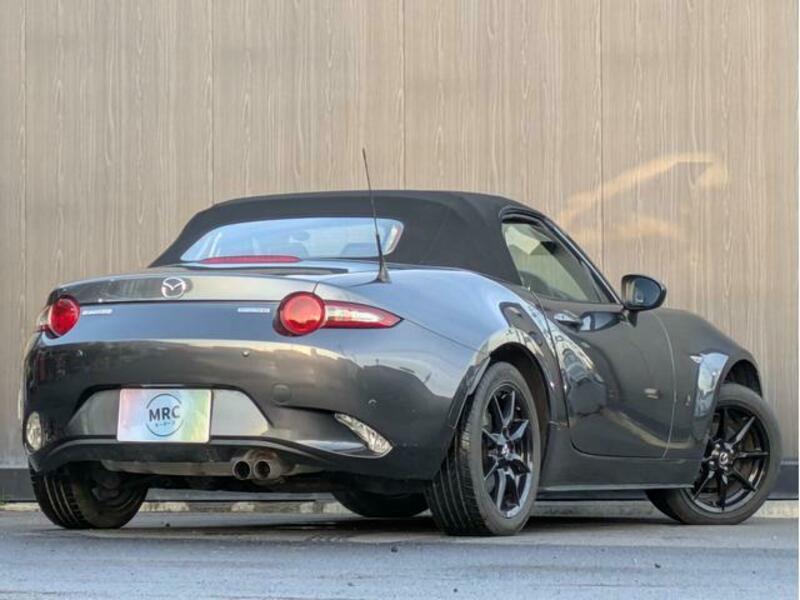 ROADSTER