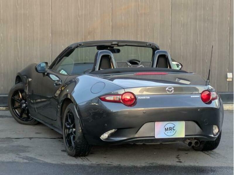 ROADSTER