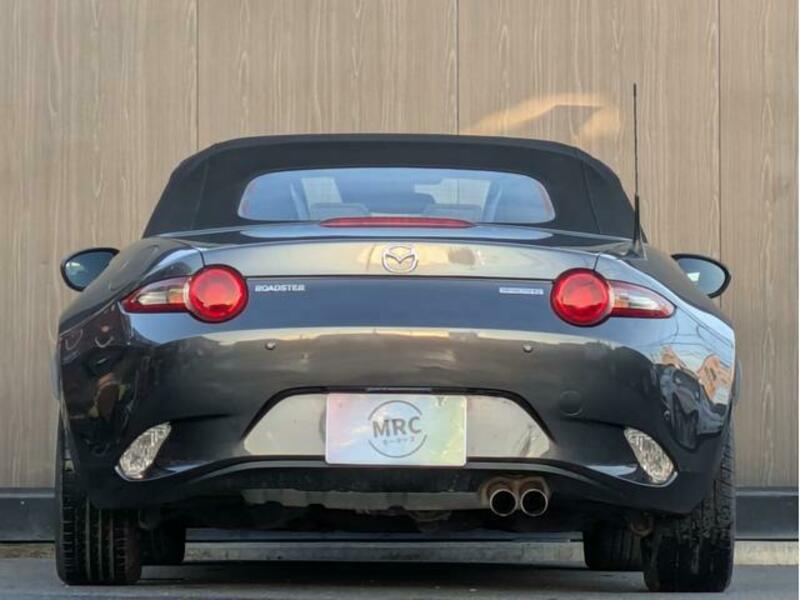 ROADSTER