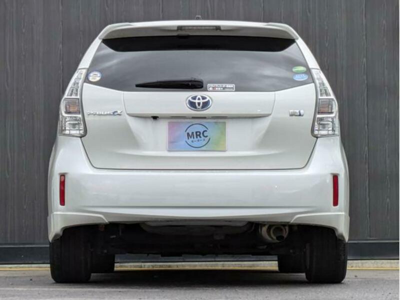 PRIUS ALPHA