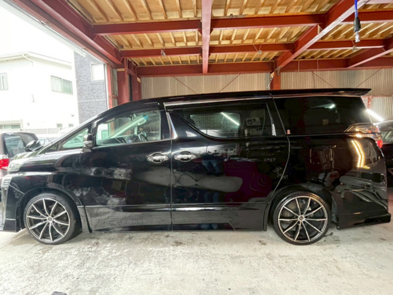 VELLFIRE
