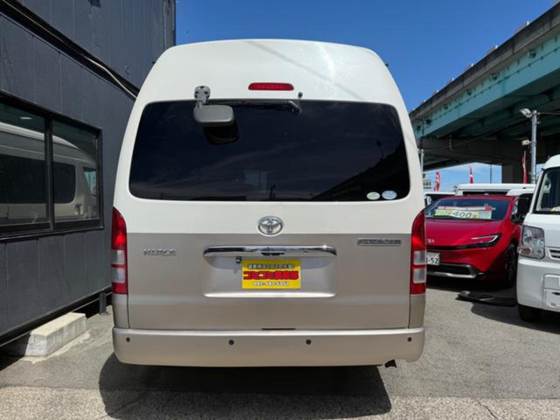 HIACE