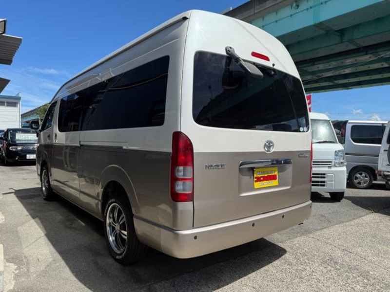HIACE