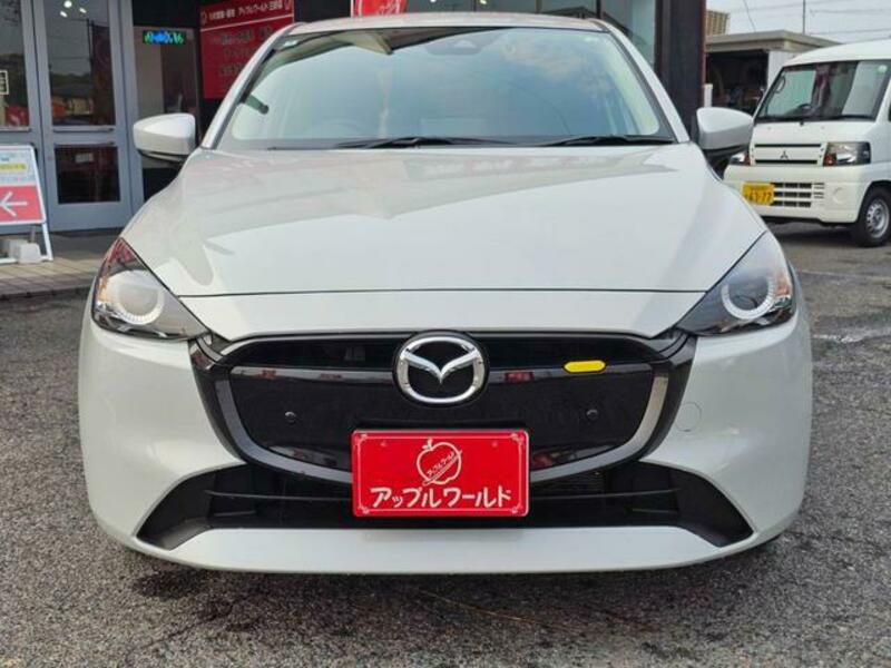 MAZDA2