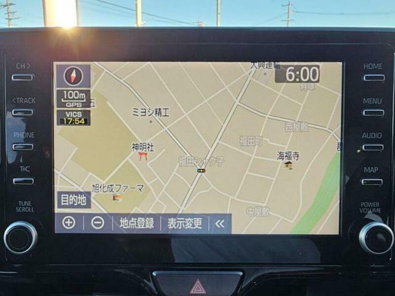 YARIS CROSS