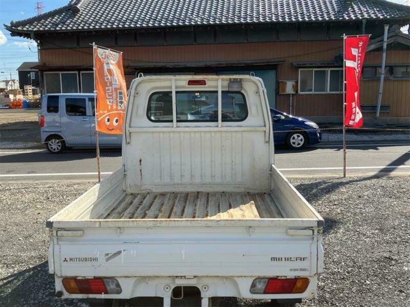 MINICAB TRUCK