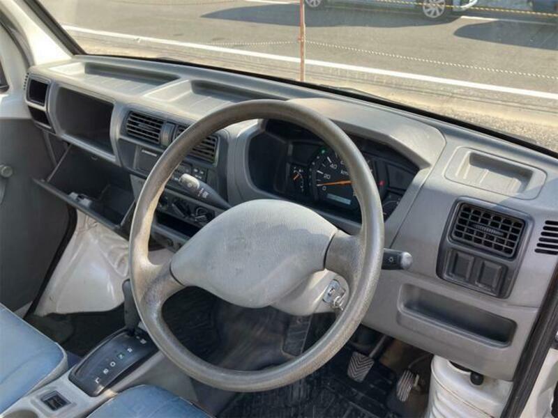 MINICAB TRUCK