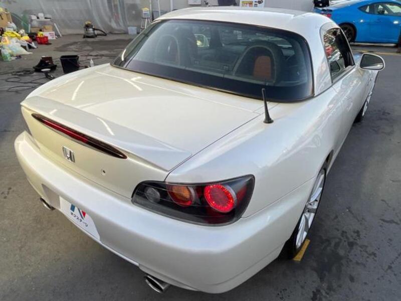 S2000