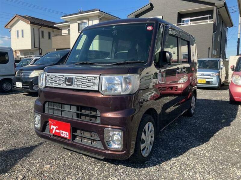 DAIHATSU WAKE
