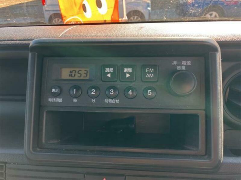 N-VAN