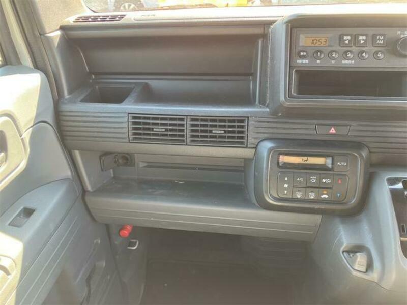N-VAN