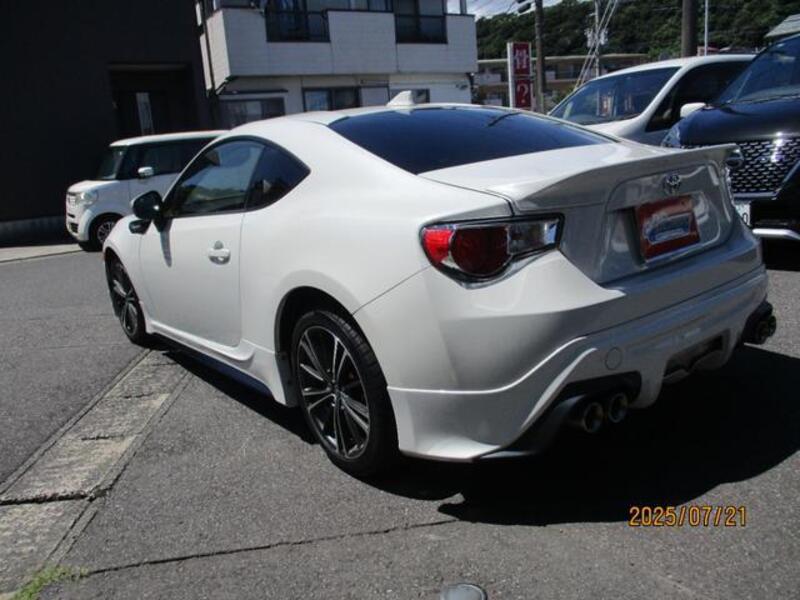 86
