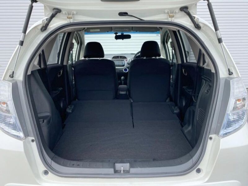 FIT HYBRID