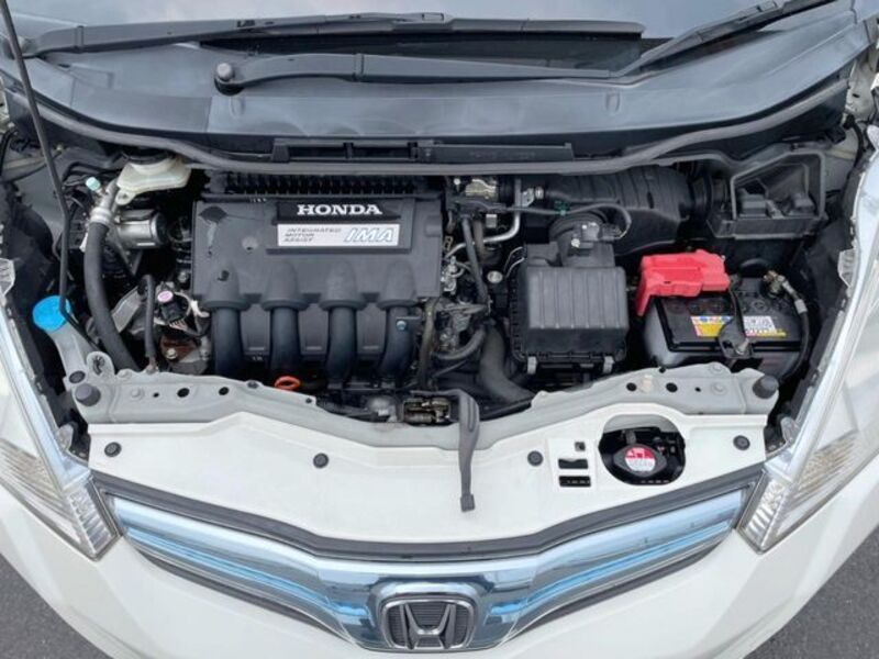 FIT HYBRID