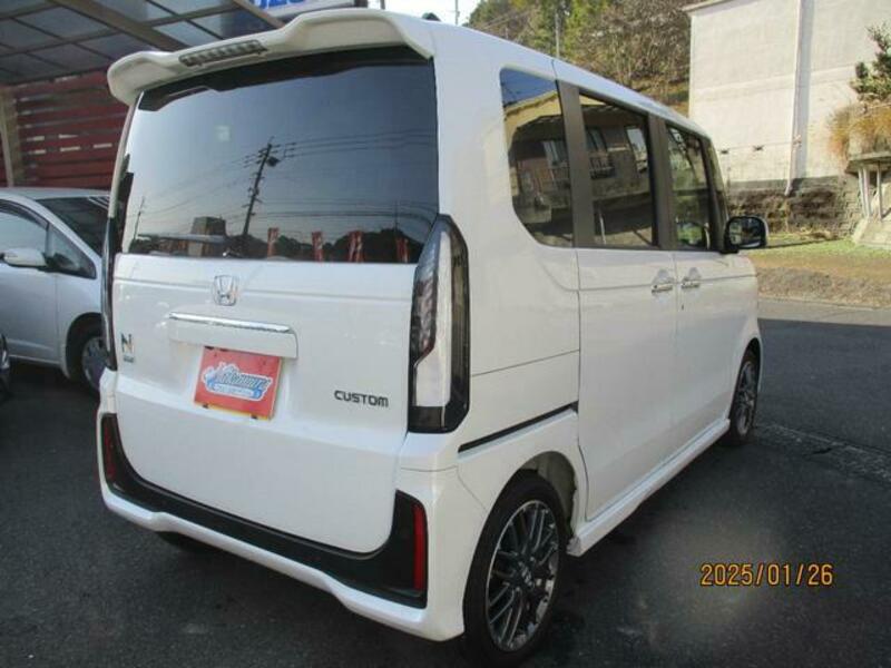 N BOX CUSTOM