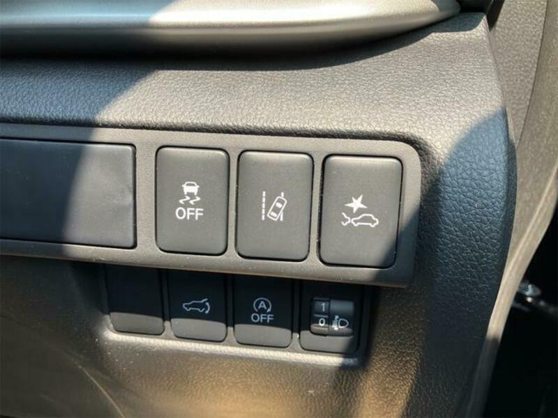 ECLIPSE CROSS