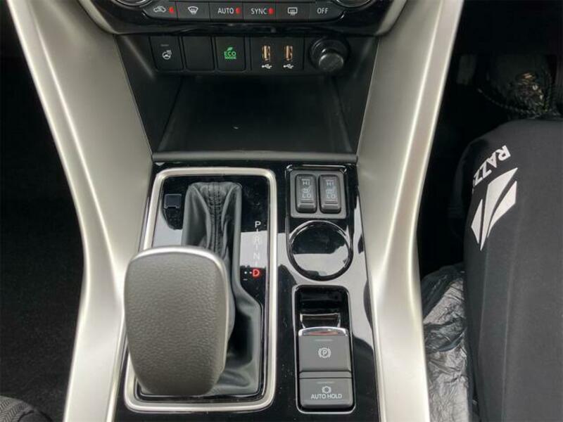 ECLIPSE CROSS