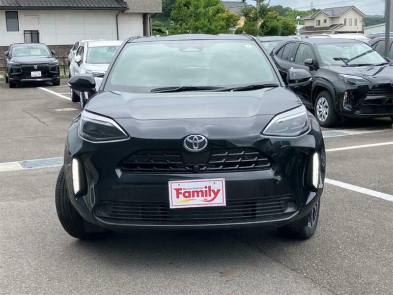 YARIS CROSS