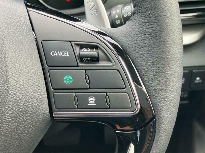 ECLIPSE CROSS