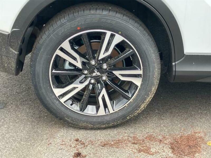 ECLIPSE CROSS