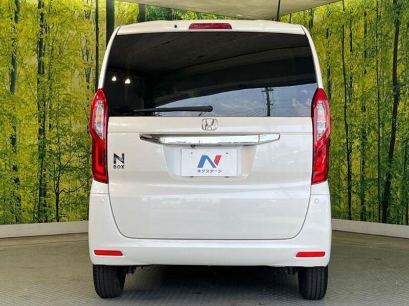 N BOX