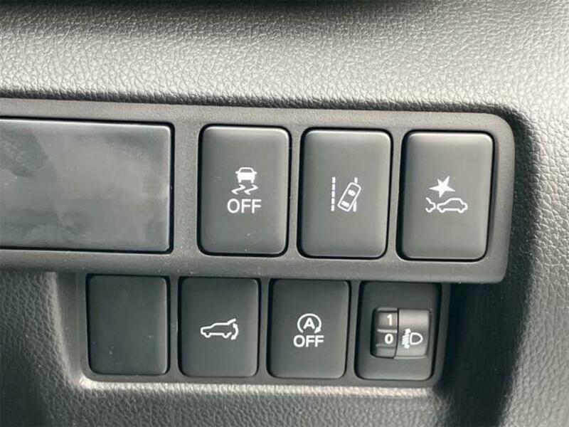 ECLIPSE CROSS