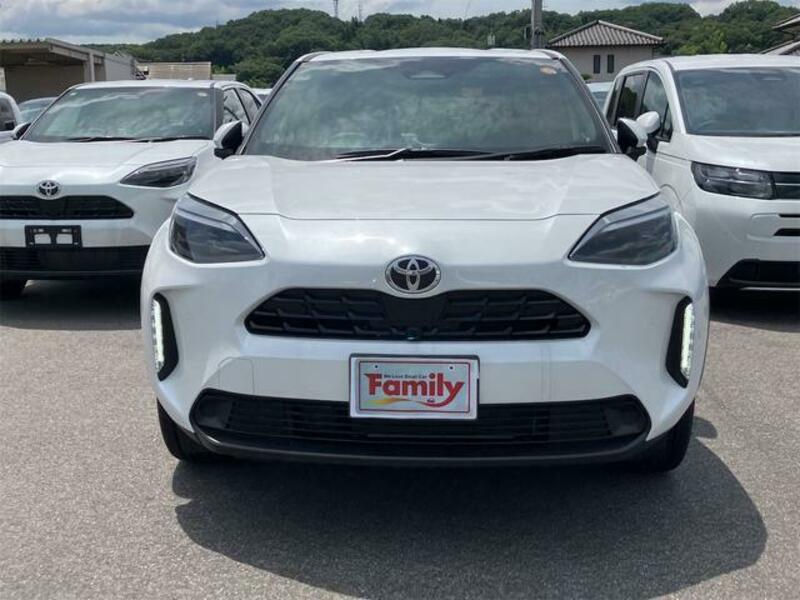 YARIS CROSS