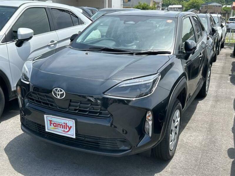 YARIS CROSS