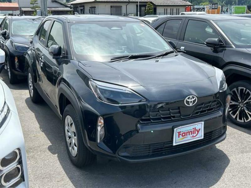 YARIS CROSS