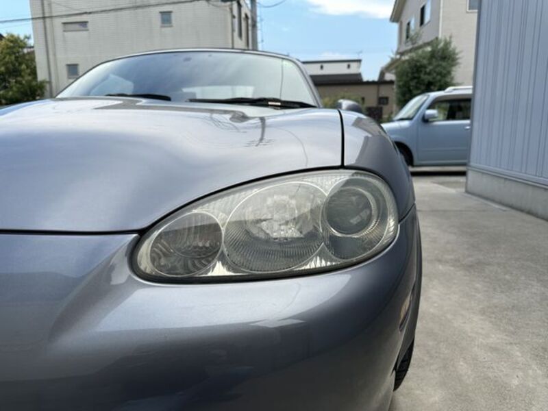 ROADSTER