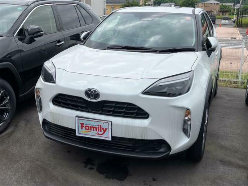 YARIS CROSS