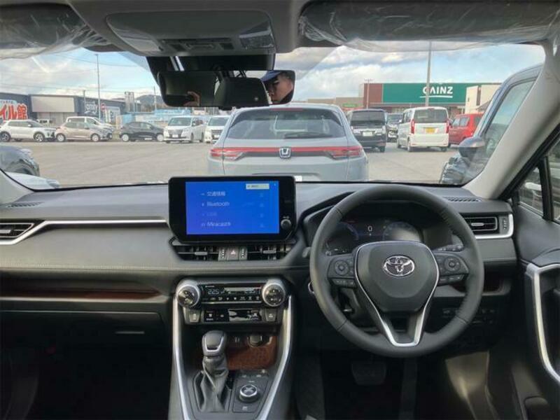 RAV4
