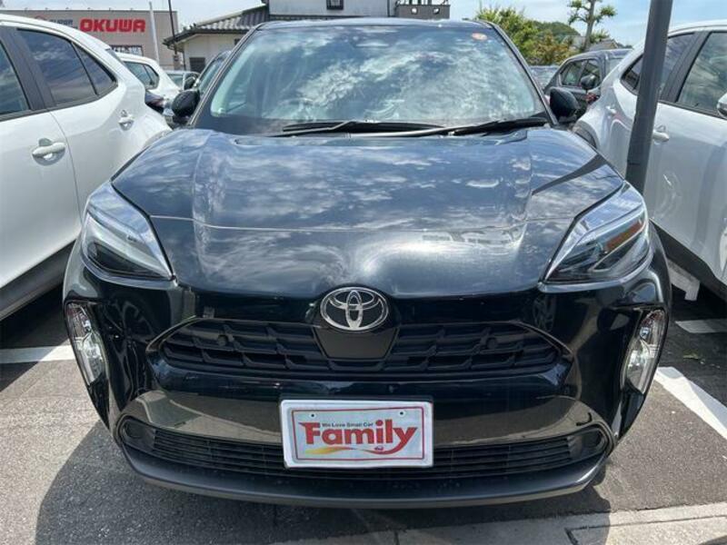 YARIS CROSS