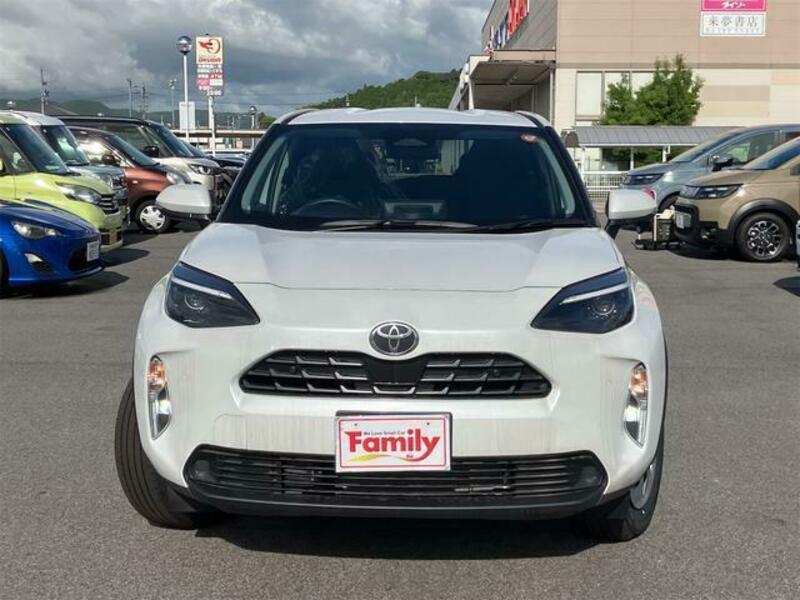 YARIS CROSS