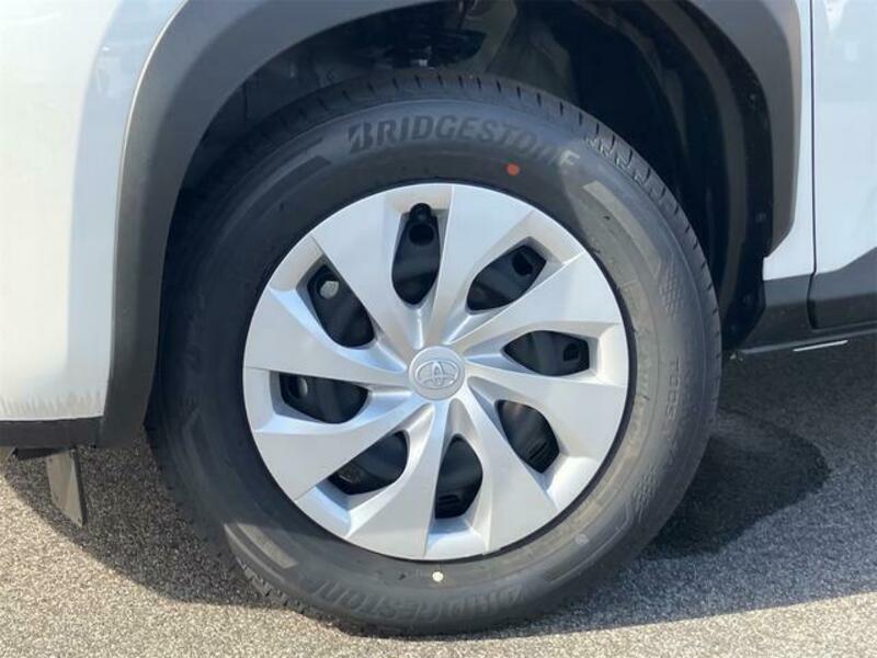 YARIS CROSS