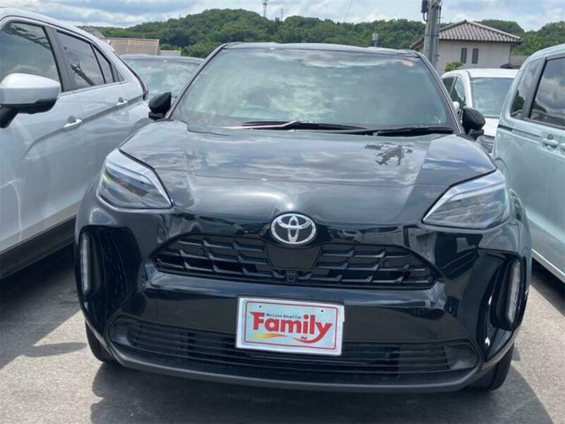 YARIS CROSS