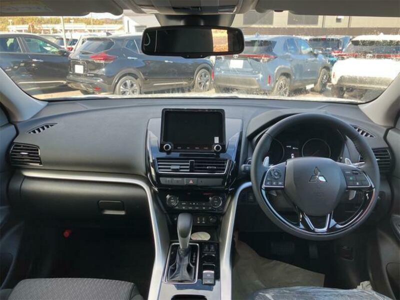 ECLIPSE CROSS